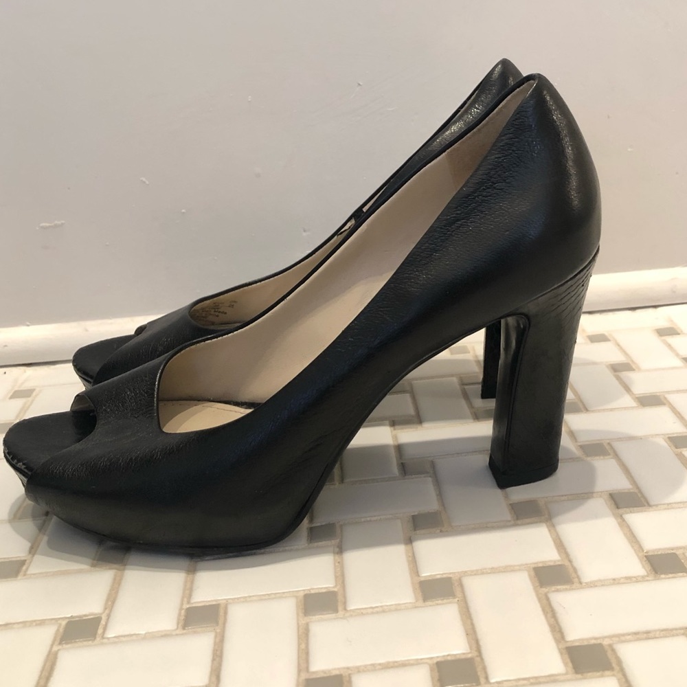 Naturalizer Peep Toe Pump